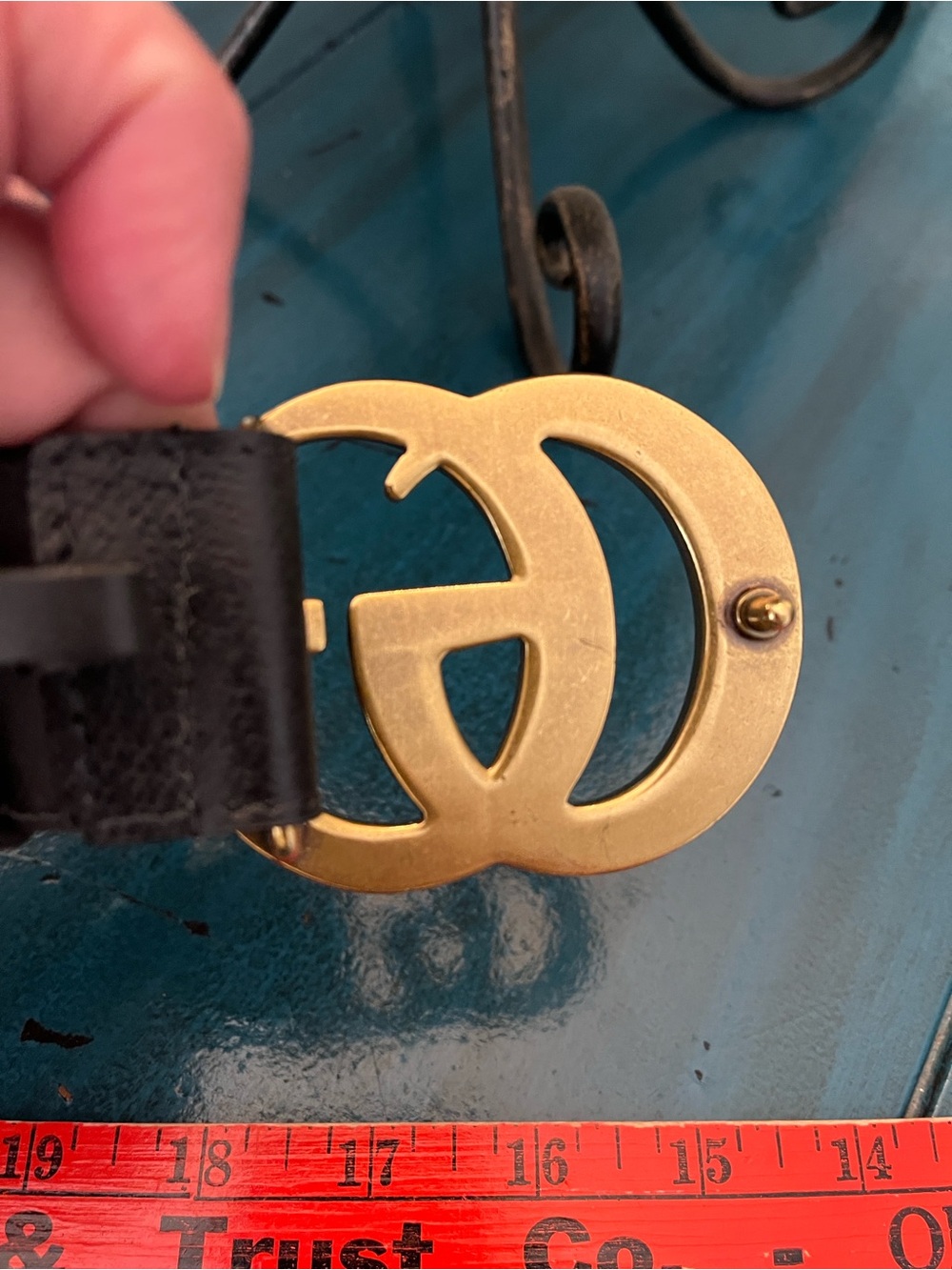 Gucci Black Leather Belt with Brass Double G Buckle - Picture 5 of 10